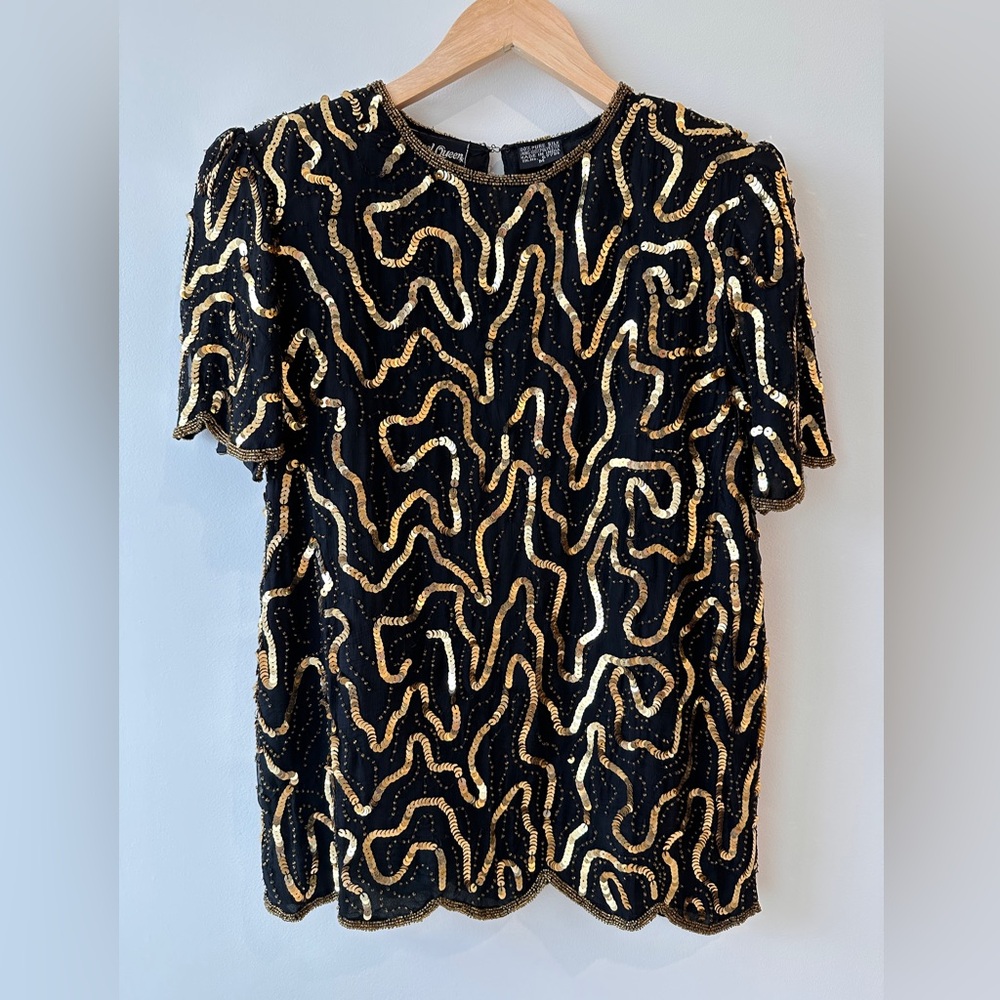 Vintage Jewel Queen top - size Medium 100% silk